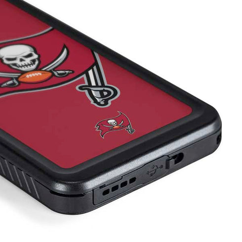 NFL Tampa Bay Buccaneers Large Logo Galaxy S24 Waterproof Case