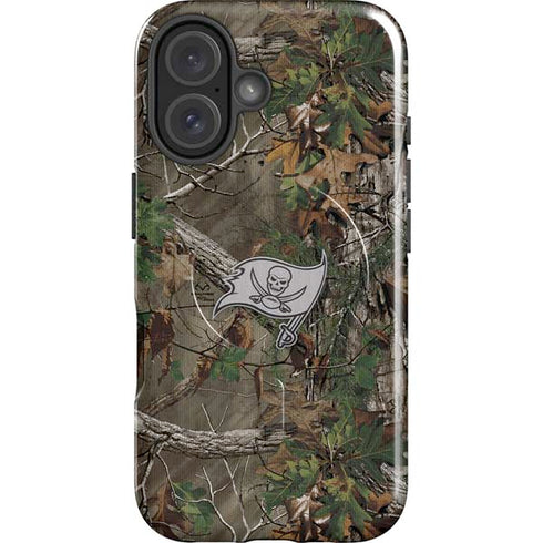 NFL Tampa Bay Buccaneers Realtree Xtra Green Camo iPhone 16 Plus Magsafe Impact Case