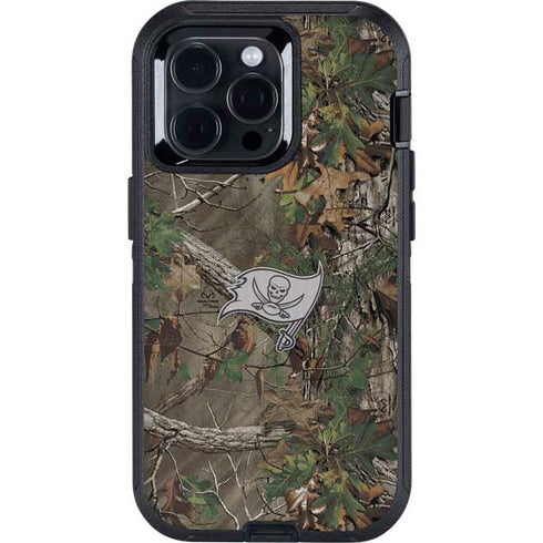 NFL Tampa Bay Buccaneers Realtree Xtra Green Camo Otterbox Defender iPhone Skin