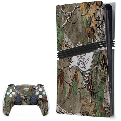 NFL Tampa Bay Buccaneers Realtree Xtra Green Camo PS5 Pro Bundle Skin