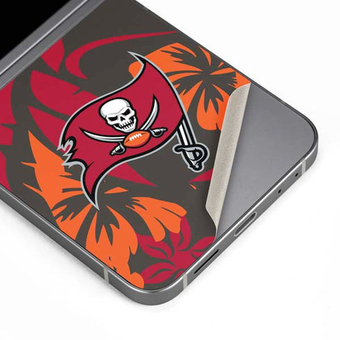 NFL Tampa Bay Buccaneers Tropical Print Galaxy Z Flip6 Skin
