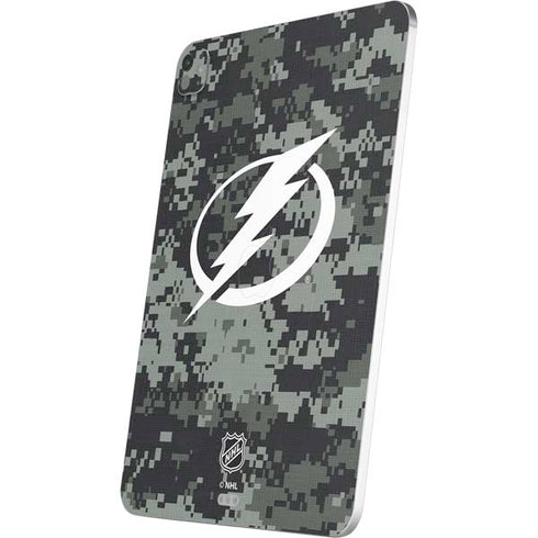 NHL Tampa Bay Lightning Camo iPad Pro 13in M4 (2024) Skin