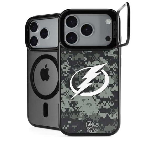 NHL Tampa Bay Lightning Camo iPhone 18 Pro Kickstand Case