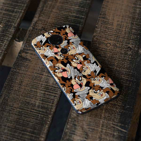 Looney Tunes Taz Super Sized Pattern Moto E5 Plus Skin