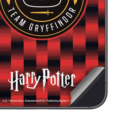 Wizarding Worlds Harry Potter Team Gryffindor Galaxy S25 Plus Skin