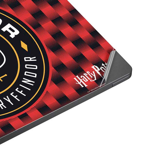 Wizarding Worlds Harry Potter Team Gryffindor Surface Laptop 7 15in Skin