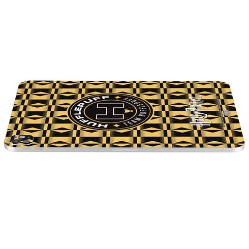 Wizarding Worlds Harry Potter Team Hufflepuff iPad Pro 13in M4 (2024) Skin