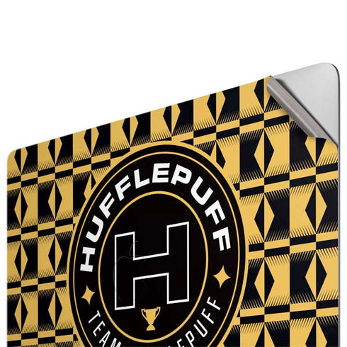 Wizarding Worlds Harry Potter Team Hufflepuff Apple MacBook Pro 16-inch Skin