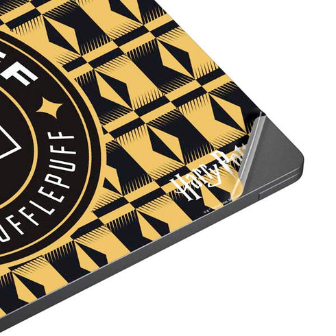 Wizarding Worlds Harry Potter Team Hufflepuff Surface Laptop 7 15in Skin