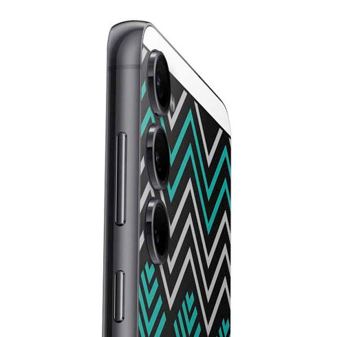 Techno Chevron Galaxy S25 Skin