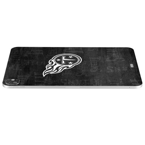NFL Tennessee Titans Black & White iPad Pro 13in M4 (2024) Skin