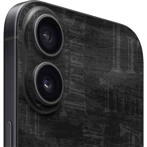 NFL Tennessee Titans Black & White iPhone 16 Skin