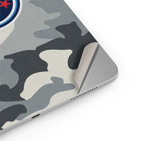 NFL Tennessee Titans Camo iPad Pro 13in M4 (2024) Skin