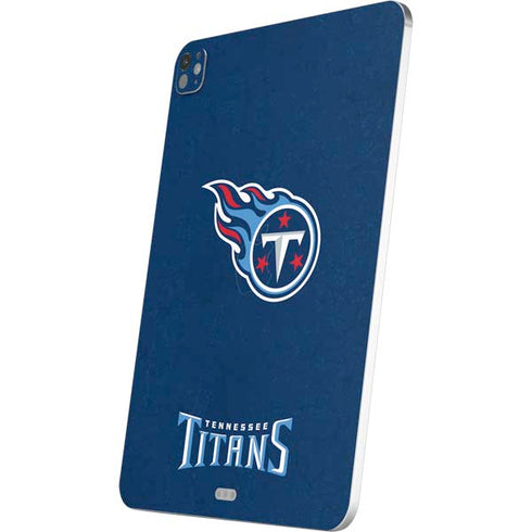NFL Tennessee Titans Distressed iPad Pro 13in M4 (2024) Skin
