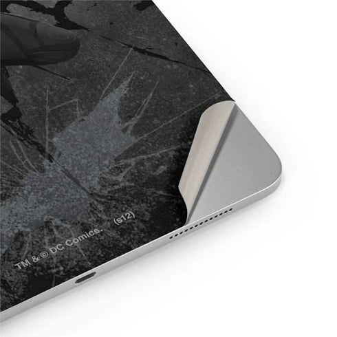 DC Comics The Dark Knight in Action iPad Pro 13in M4 (2024) Skin
