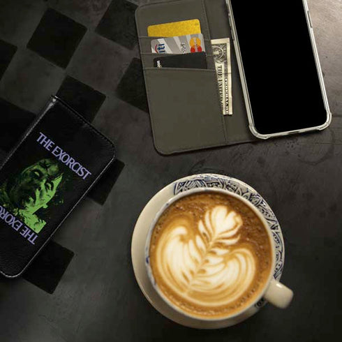 Warner Bros The Exorcist The Exorcist Regan iPhone 15 Pro Folio Case
