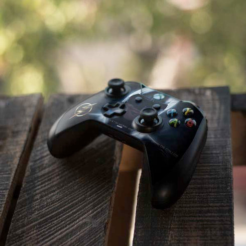 DC Comics The Flash Movie: Batman Poster Xbox One S All-Digital Edition Bundle Skin