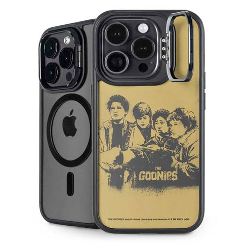 Warner Bros The Goonies (1985) The Goonies Cast iPhone 14 Pro Max Kickstand Case