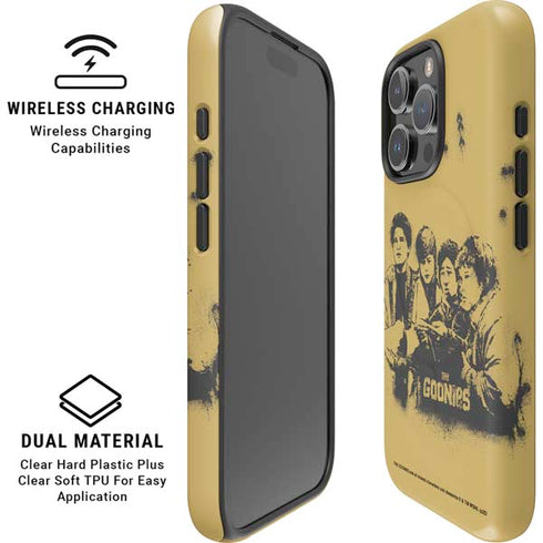 Warner Bros The Goonies (1985) The Goonies Cast iPhone 16 Pro Magsafe Impact Case