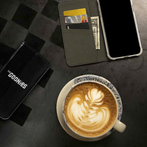 Warner Bros The Goonies (1985) The Goonies iPhone 15 Pro Max Folio Case