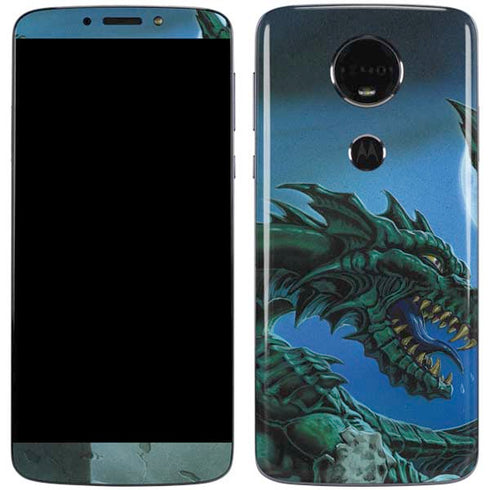 The Green Dragon by Ed Beard Jr Moto E5 Plus Skin