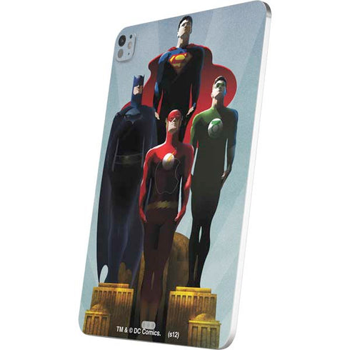 Justice League Standing Pose Team iPad Pro 13in M4 (2024) Skin