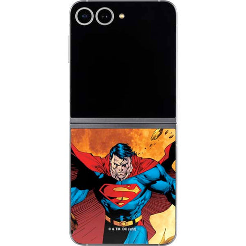 DC Comics Superman Action Pose Art By Jim Lee Galaxy Z Flip6 Skin