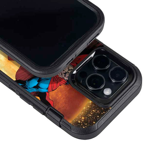 DC Comics Superman Action Pose Art By Jim Lee Otterbox Defender iPhone Skin