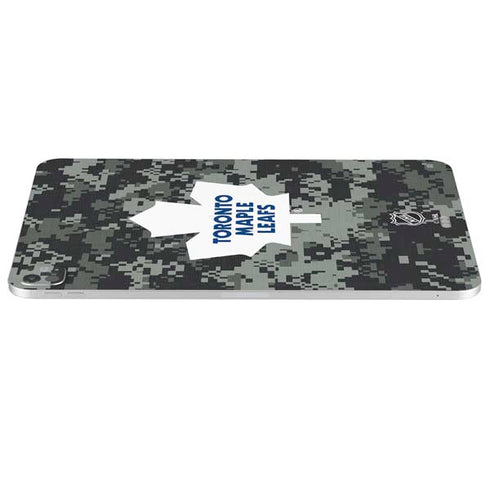 NHL Toronto Maple Leafs Camo iPad Pro 13in M4 (2024) Skin