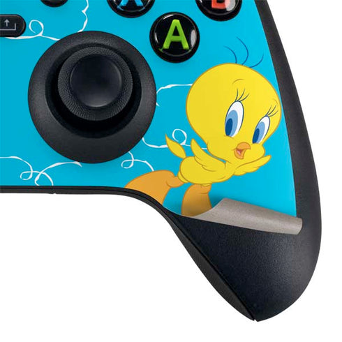Looney Tunes Tweety Bird Flying Xbox Series X Bundle Skin