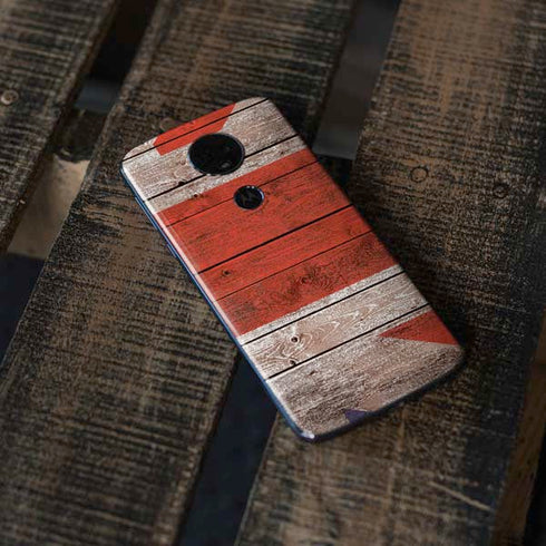 United Kingdom Flag Dark Wood Moto E5 Plus Skin