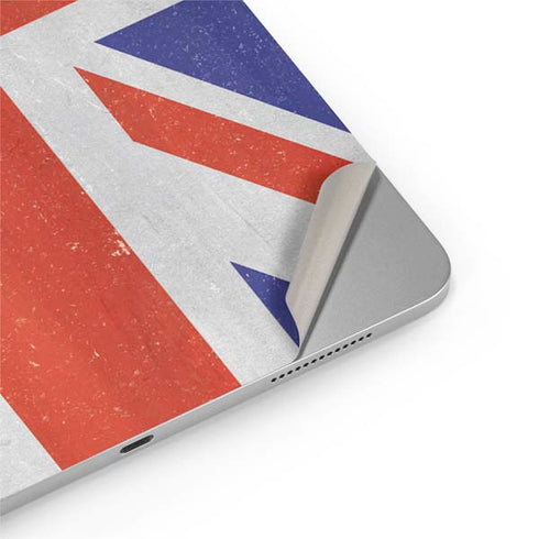 United Kingdom Flag Distressed iPad Pro 13in M4 (2024) Skin