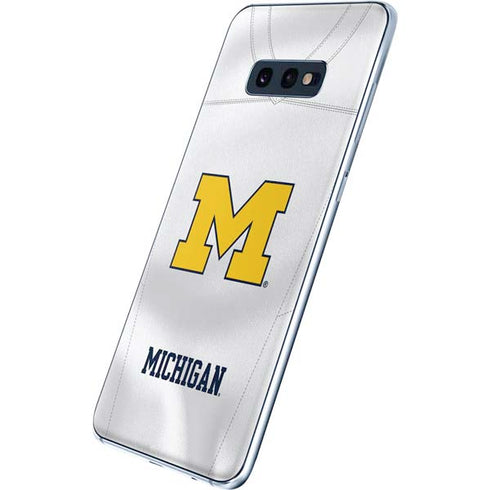 University of Michigan White Jersey Galaxy S10e Skin