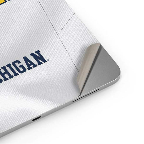 University of Michigan White Jersey Apple iPad Air Skin