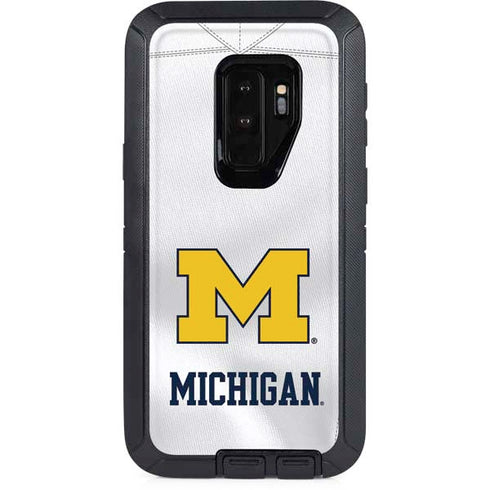 University of Michigan White Jersey Otterbox Defender Galaxy Skin