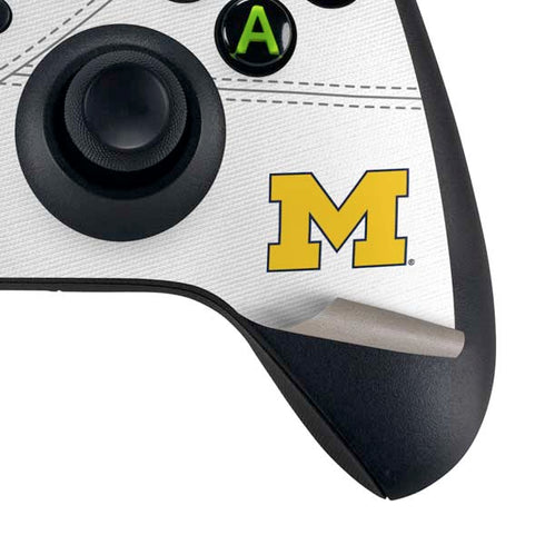 University of Michigan White Jersey Xbox Series X Bundle Skin