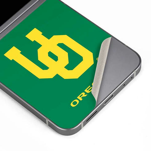 University of Oregon UO on Green Galaxy Z Flip6 Skin