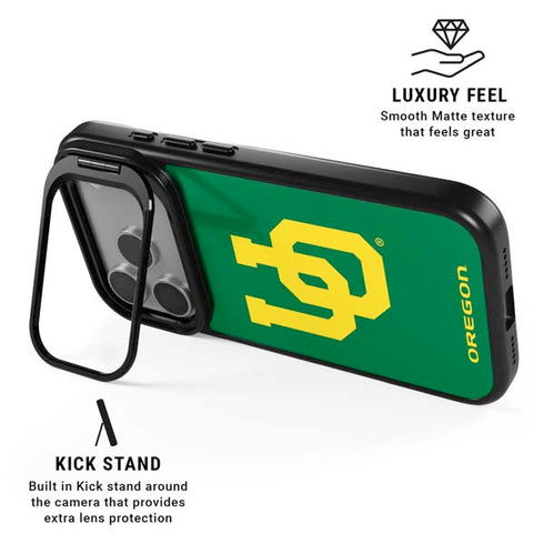 University of Oregon UO on Green iPhone 17 Pro Kickstand Case