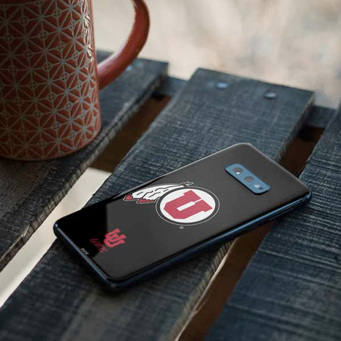 Utah Circle and Feather on Black Galaxy S10e Skin