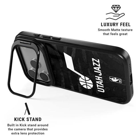 NBA Utah Jazz Black Animal Print iPhone 17 Pro Kickstand Case