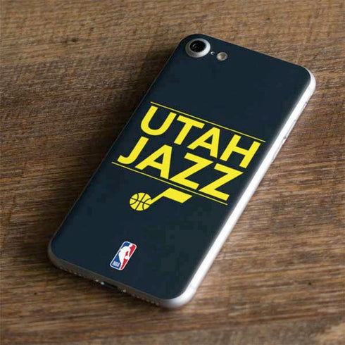 NBA Utah Jazz Standard - Black iPhone 7 Skin