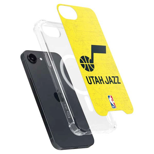 NBA Utah Jazz Yellow Texture iPhone 16e MagSafe Case