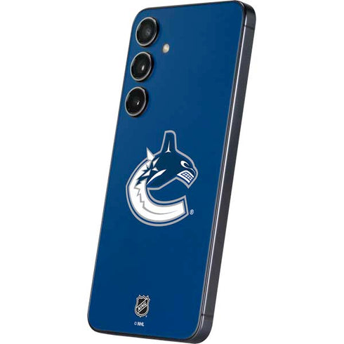 NHL Vancouver Canucks Distressed Galaxy S25 Skin