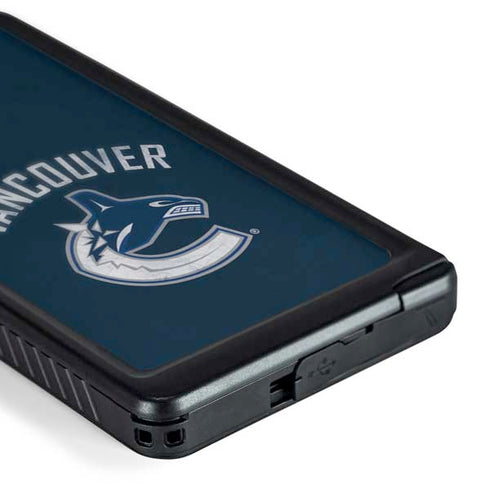 NHL Vancouver Canucks Distressed Galaxy S24 Ultra Waterproof Case