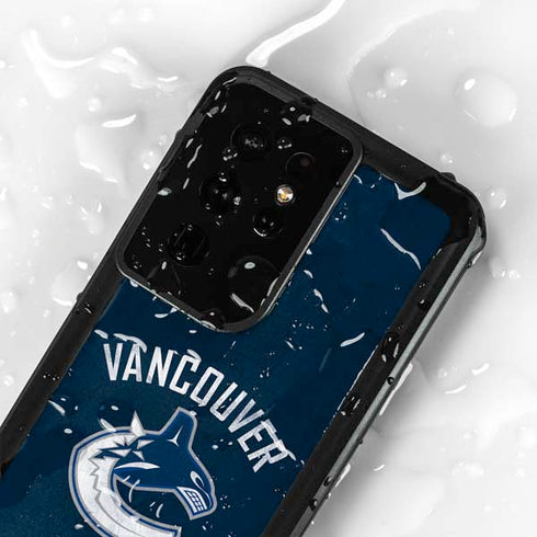 NHL Vancouver Canucks Distressed Galaxy S24 Ultra Waterproof Case