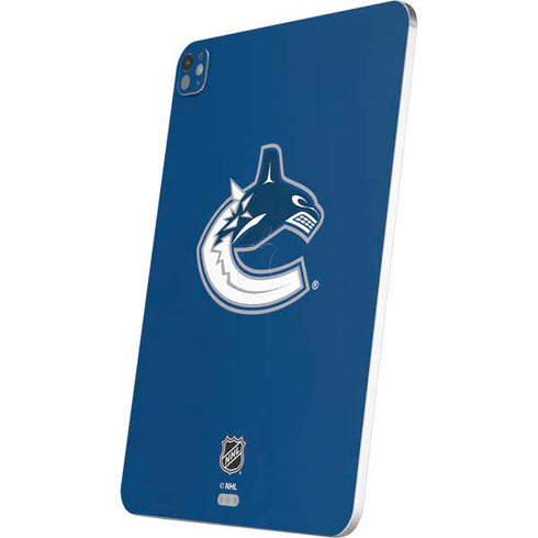 NHL Vancouver Canucks Distressed iPad Pro 13in M4 (2024) Skin