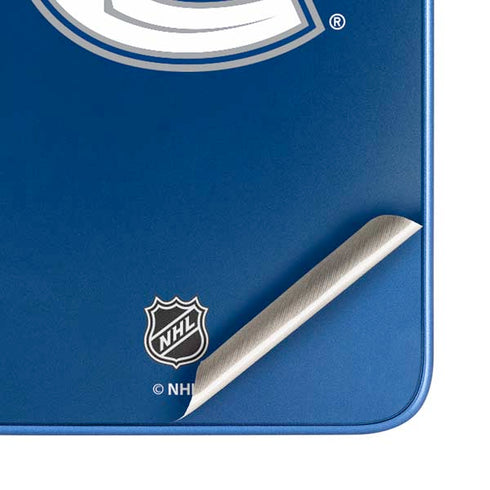 NHL Vancouver Canucks Distressed Moto G Play 4G (2024) Skin