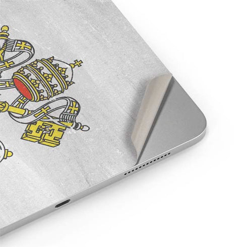 Vatican City Flag Distressed iPad Pro 13in M4 (2024) Skin