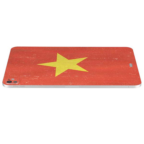Vietnam Flag Distressed iPad Pro 13in M4 (2024) Skin