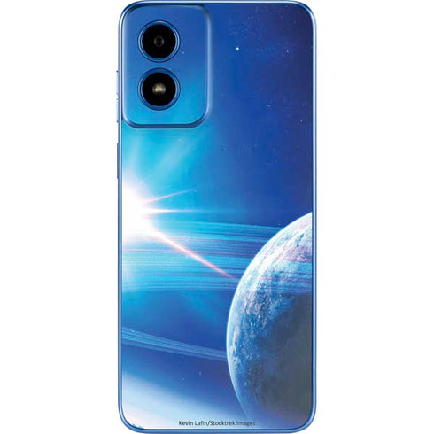 View of a Planet as it Looms in Close Orbit and with Rings Moto G Play 4G (2024) Skin